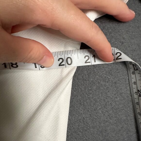 Saucony Womens XL Hydrator Long Sleeve White Crew‎ Neck T-Shirt w/appliqué NWT - Picture 7 of 8